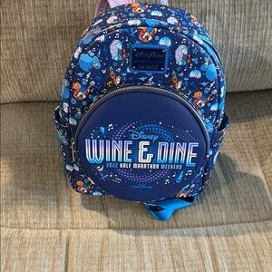 Disney Blue Wine & Dine Backpack2022 Half Marathon Weekend 11” x 10” x 3 1/2